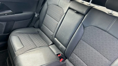 Kia Niro 1.6 GDi HEV 104kW (141CV) Drive