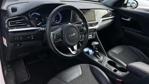 Kia Niro 1.6 GDi HEV 104kW (141CV) Drive