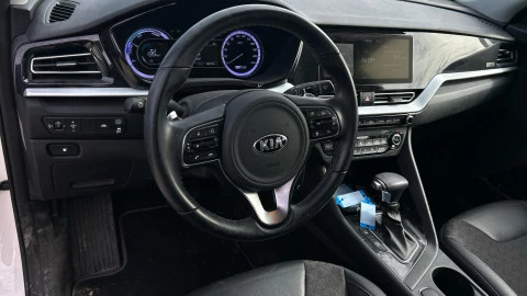 Kia Niro 1.6 GDi HEV 104kW (141CV) Drive