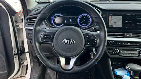 Kia Niro 1.6 GDi HEV 104kW (141CV) Drive
