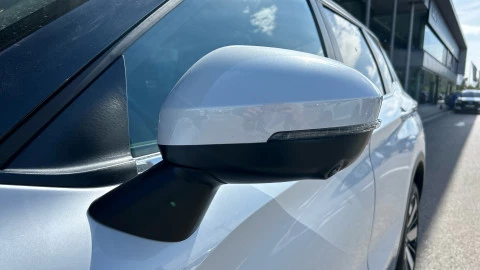 Mitsubishi Outlander PHEV Kaiteki 4WD