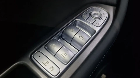 EBRO S700 1.5 TGDI PHEV Luxury E-CVT