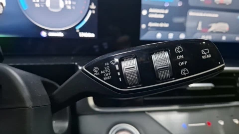 EBRO S700 1.6 TGDI Luxury 7 DCT