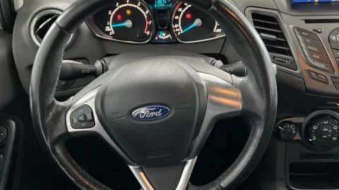 Ford Fiesta 1.25 Duratec 82cv Titanium 5p