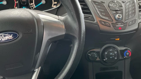 Ford Fiesta 1.25 Duratec 82cv Titanium 5p