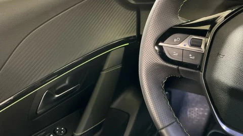 Peugeot e-208 GT Eléctrico 156 (115 Kw)