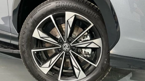 MG HS 1.5T PLUG IN HYBRID LUXURY