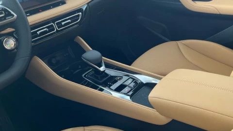 MG HS 1.5T PLUG IN HYBRID LUXURY