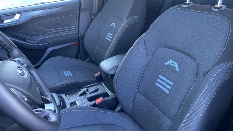 Ford Focus 1.0 Ecoboost MHEV 114kW Active