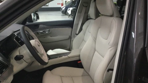 Volvo XC90 2.0 B5 D AWD Plus Bright Auto