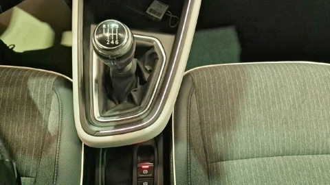 Renault Clio Techno TCe 90 (67kw)