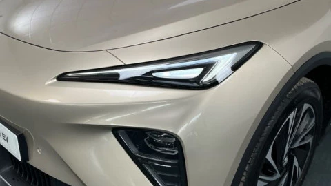 MGS6 EV Luxury