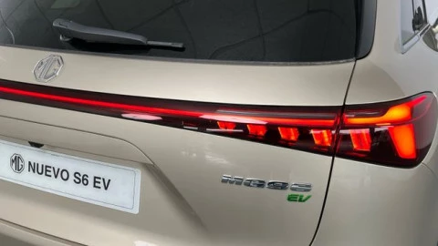 MGS6 EV Luxury