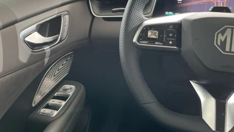 MGS6 EV Luxury