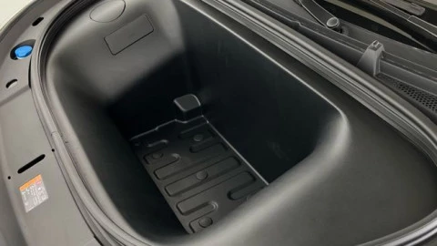 MGS6 EV Luxury