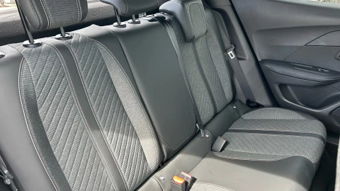 Peugeot 2008 N2008 Allure Hybrid 145 eDCS6