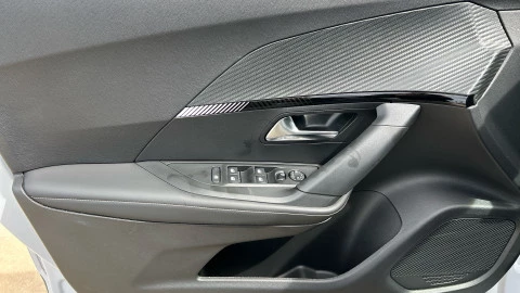 Peugeot 2008 N2008 Allure Hybrid 145 eDCS6