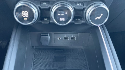 Renault Clio techno Eco-G 100cv (74kW)