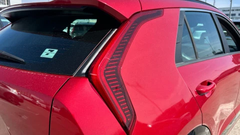 Kia Niro 1.6 GDi HEV 104kW (141CV) Drive