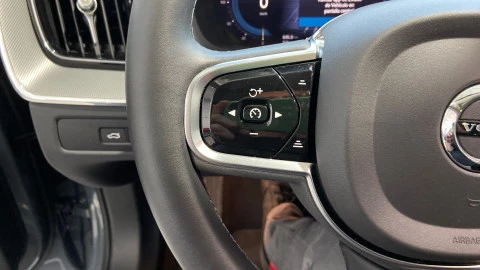 Volvo XC60 2.0 T6 AWD Recharge Ultimate Dark Auto