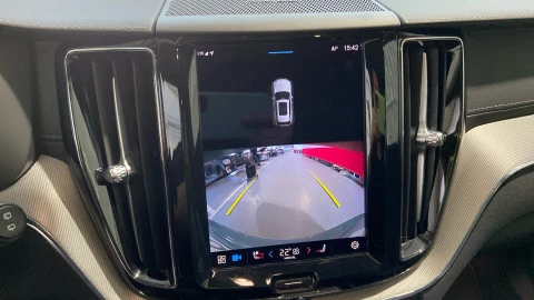 Volvo XC60 2.0 T6 AWD Recharge Ultimate Dark Auto