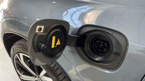 Volvo XC60 2.0 T6 AWD Recharge Ultimate Dark Auto