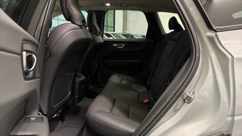 Volvo XC60 T6 Recharge Plus Dark AWD Auto 257 kW (350 CV)