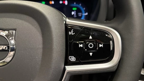 Volvo XC60 T6 Recharge Plus Dark AWD Auto 257 kW (350 CV)