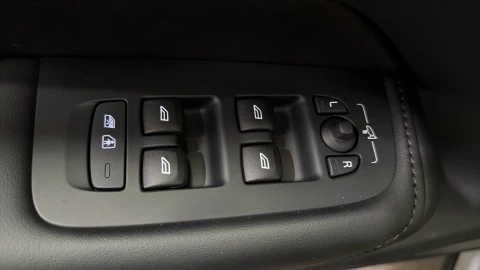 Volvo XC60 T6 Recharge Plus Dark AWD Auto 257 kW (350 CV)