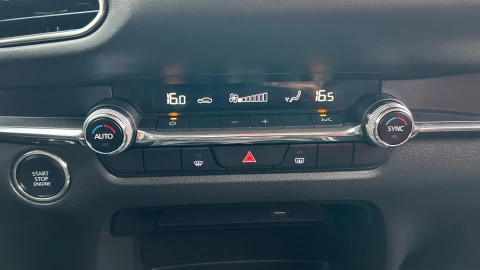 Mazda CX-30 SKYACTIV-X 2.0 132 kW Zenith Safety