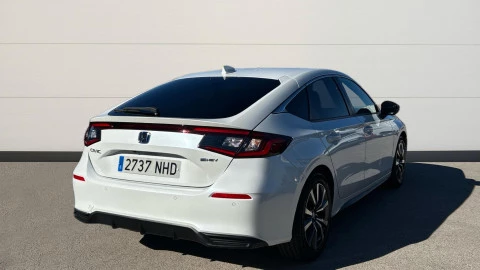 Honda Civic 2.0 i-MMD Elegance CVT