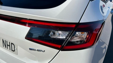 Honda Civic 2.0 i-MMD Elegance CVT