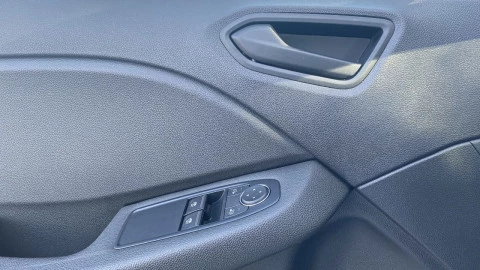 Renault Clio Authentic SCe 49 kW (67CV)