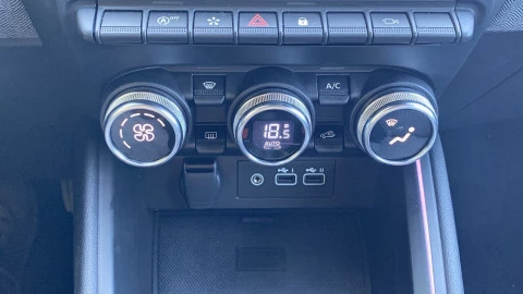 Renault Clio techno Eco-G 100cv (74kW)