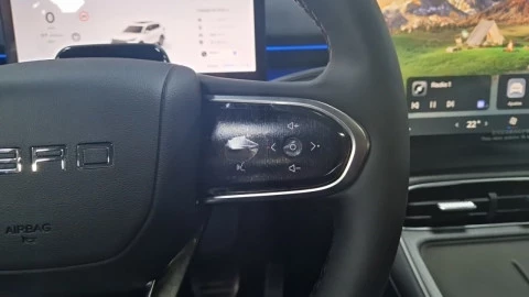 EBRO S800 1.6 TGDI Luxury 7 DCT