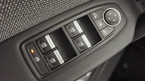 Renault Captur techno Eco-G 100cv (74 kW)