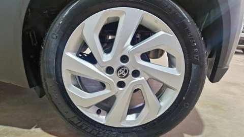 Toyota Aygo X Cross 1.0 VVT-I 72CV Play