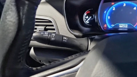 Renault Megane S.T. Zen Blue dCi 85 kW (115CV)