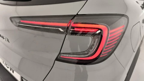 Renault Captur techno Eco-G 100cv (74 kW)