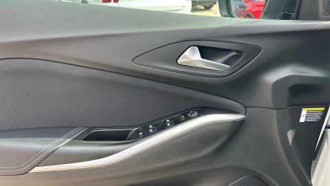 Opel Grandland X 1.5 CDTi Selective