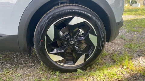 Renault Captur techno Eco-G 100cv (74 kW)