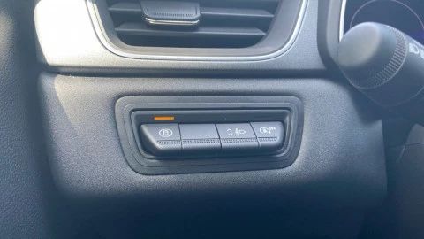 Renault Captur techno Eco-G 100cv (74 kW)