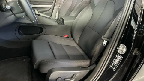 Polestar 2 69KWH SINGLE MOTOR STANDARD RANGE AUTO 231 5P