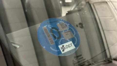 Polestar 2 69KWH SINGLE MOTOR STANDARD RANGE AUTO 231 5P