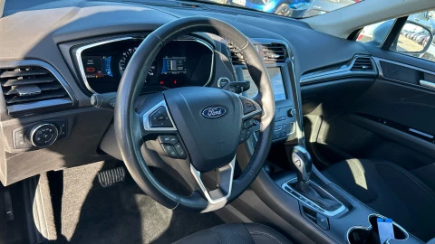 Ford Mondeo 2.0 Híbrido 138kW/187CV Titanium HEV AT