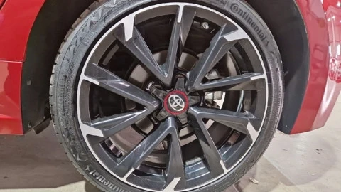 Toyota Corolla 2.0 180H GR-SPORT E-CVT