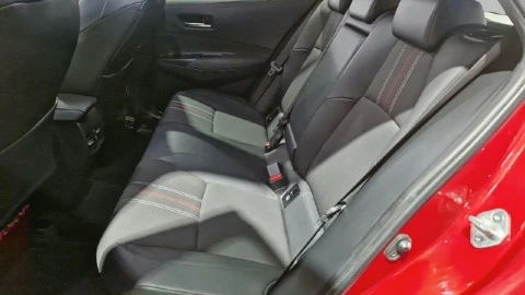 Toyota Corolla 2.0 180H GR-SPORT E-CVT