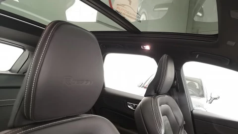 Volvo XC60 2.0 D4 R-Design Auto