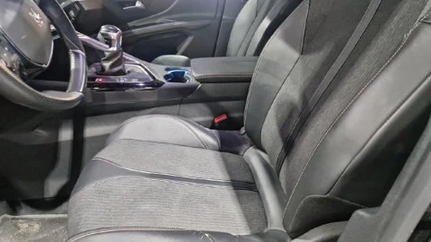 Peugeot 5008 GT Line 1.5L BlueHDi 96kW (130CV) S&S