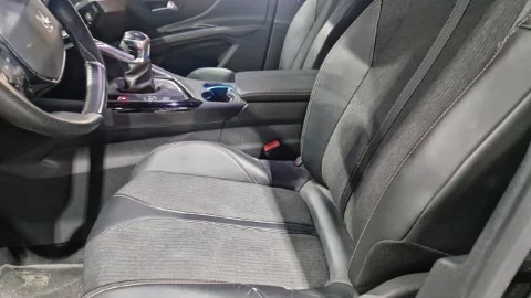 Peugeot 5008 GT Line 1.5L BlueHDi 96kW (130CV) S&S